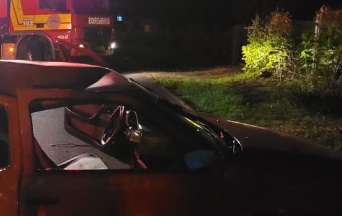 Homem é ejetado de veículo em capotamento no interior de Guaraciaba