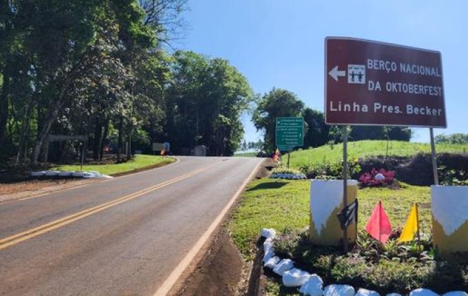 Linha Becker trabalha para manter origens da Oktoberfest em Itapiranga