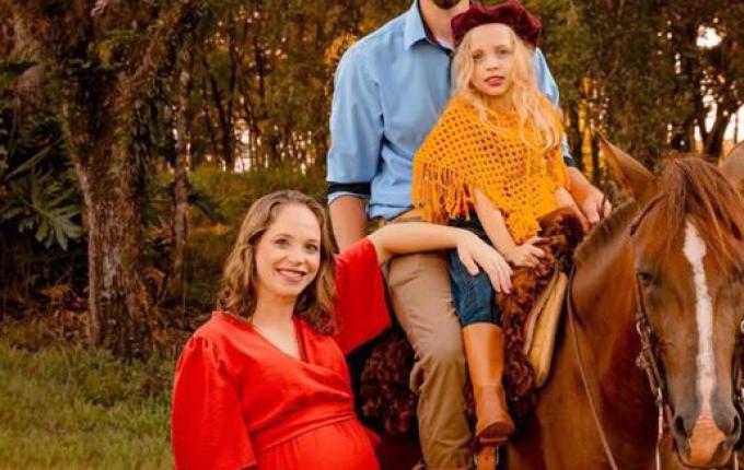 Gêmeo nasce empelicado em parto raro no Oeste; pais de Tunápolis comemoram