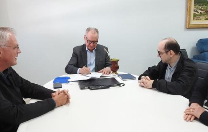 Município cede estrutura para ponto de atendimento da Receita Federal