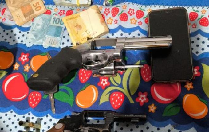 Homem é preso em Campo Erê com arma durante “Operação Balcão” da PC do PR