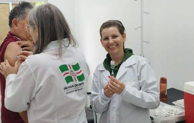 “Dia D” da vacinação contra a gripe aplica mais de 1,3 mil doses em São Miguel do Oeste