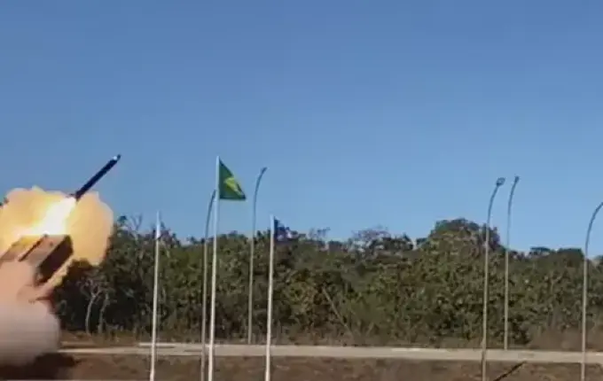 Exército testa míssil de tecnologia 100% brasileira