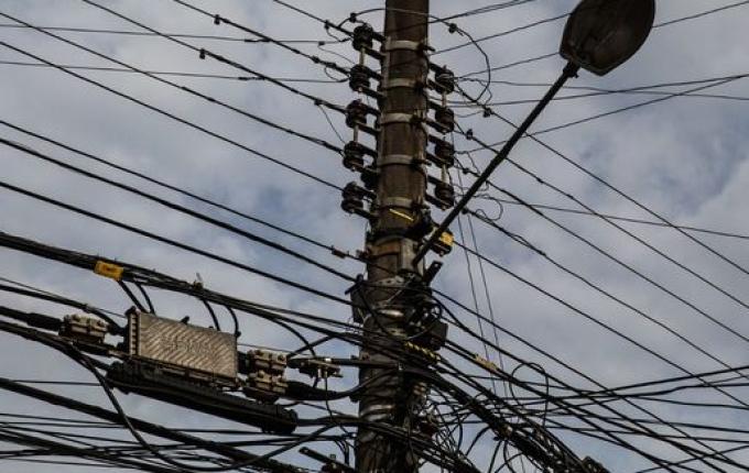 Celesc perde fortuna em SC com “gatos” de energia elétrica