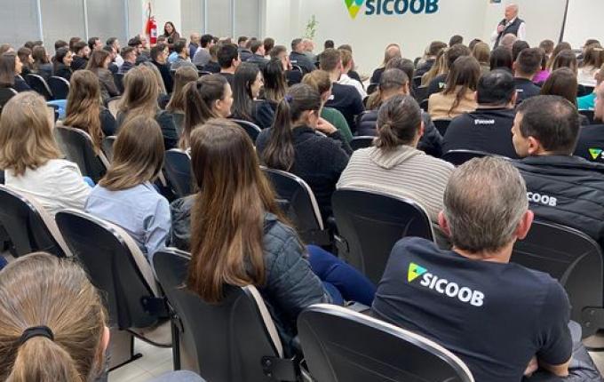 Sicoob celebra 36 anos de atuação e destaca crescimento e compromisso com a comunidade