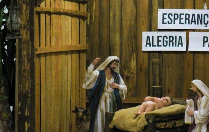 Celebração de Natal reúne fiéis na Igreja Matriz em São Miguel do Oeste