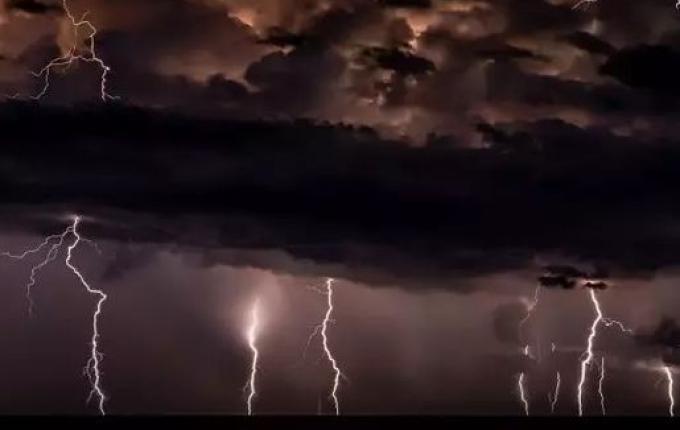 Super El Niño vai causar ‘fúria’ no tempo e chuva de 280mm nos próximos 3 meses em SC