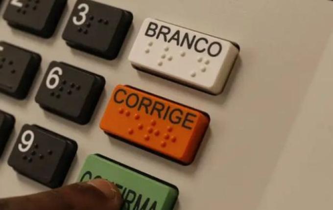 SC tem a maior proporção de candidaturas femininas dos últimos 24 anos