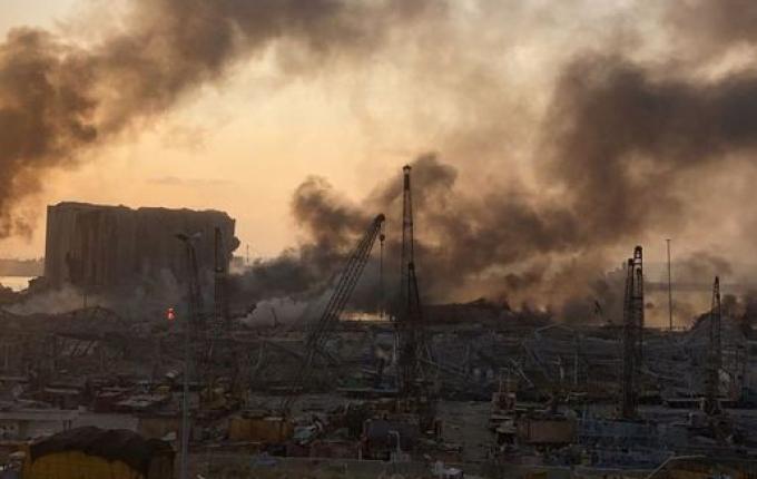 Número de mortos por explosão em Beirute sobe para mais de 50