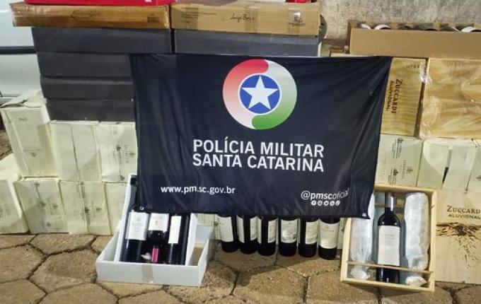 Polícia Militar volta a aprender vinho contrabandeado