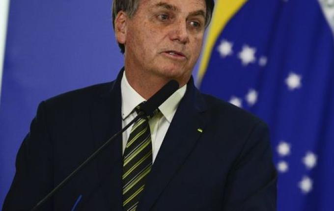 Vídeo de reunião ministerial não apresenta provas, diz Bolsonaro