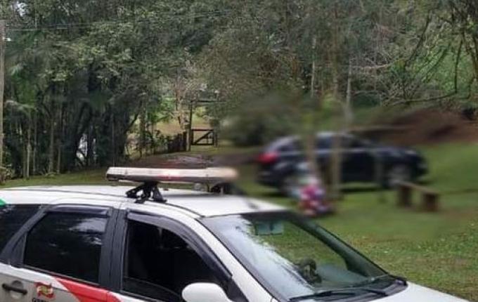 Polícia Militar flagra aglomeração no interior de Iporã do Oeste