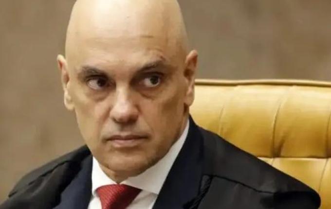 Moraes vota para condenar cinco policiais da ex-cúpula da PM do DF por omissão no 8 de janeiro