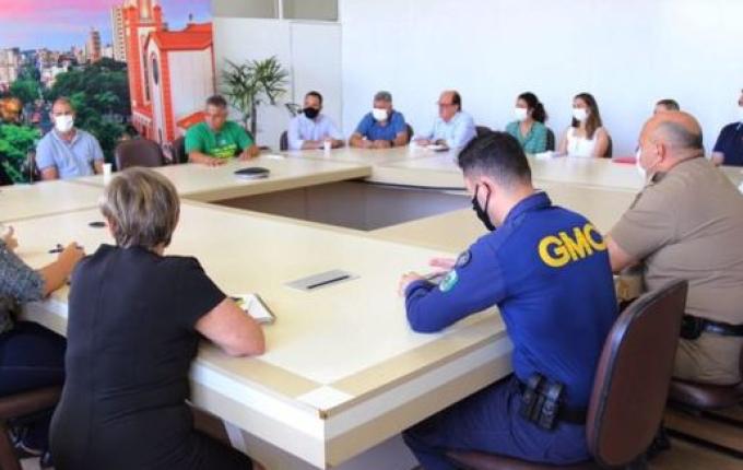 Beber em via pública terá horário limite e multa, em Chapecó, diz prefeito