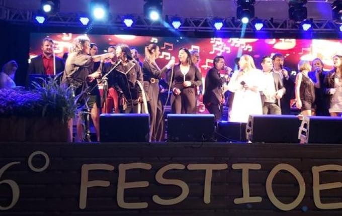 Grande público prestigia apresentações do 26º Festioeste