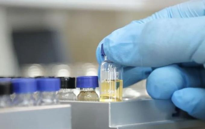 Metanol foi adicionado e não surgiu de destilação natural, diz perícia em SP