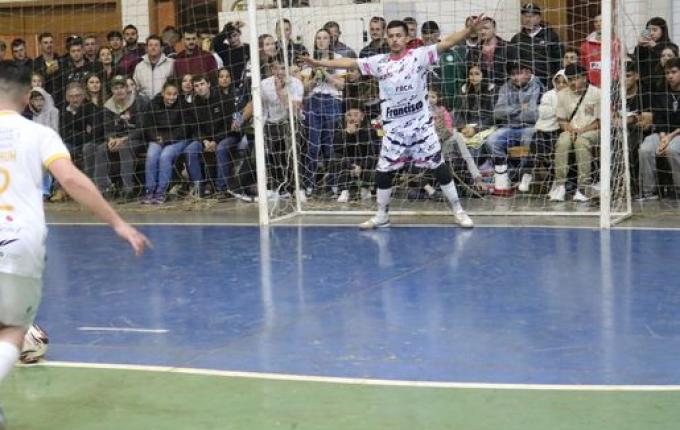 Corintians é Campeão Geral do Futsal Categoria Livre em São José do Cedro