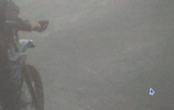 A 120 km/h, trilheiro exibe bumbum ao passar por radar em Xanxerê