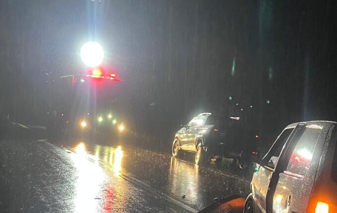 Colisão entre dois carros deixa mulher ferida na BR-158 em Cunha Porã