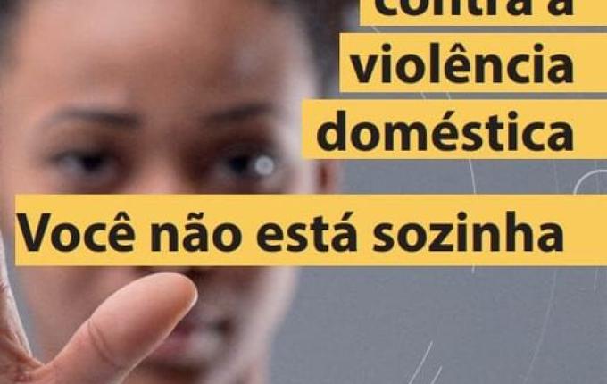 Homem bêbado é preso por espancar companheira