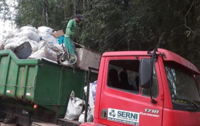 Mondaí recolhe 40 toneladas de materiais recicláveis no interior