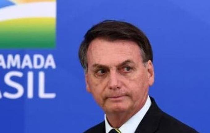 Bolsonaro confirma vinda a SC no sábado para sobrevoar áreas atingidas por ciclone