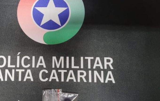 Polícia apreende cocaína durante fiscalização em bar no interior de Itapiranga