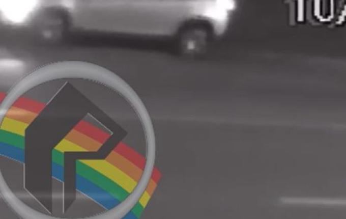 Motorista bate carro em caminhão estacionado e foge em SMOeste; VÍDEO