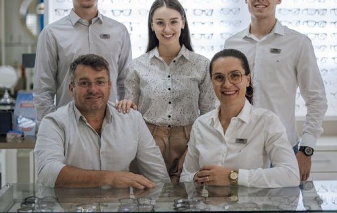 Armazém dos Óculos completa 15 anos e é destaque no Empresas e Empresários