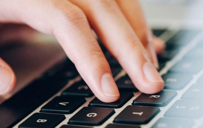 Plataforma digital Anchieta Mais Empregos oferta cursos gratuitos