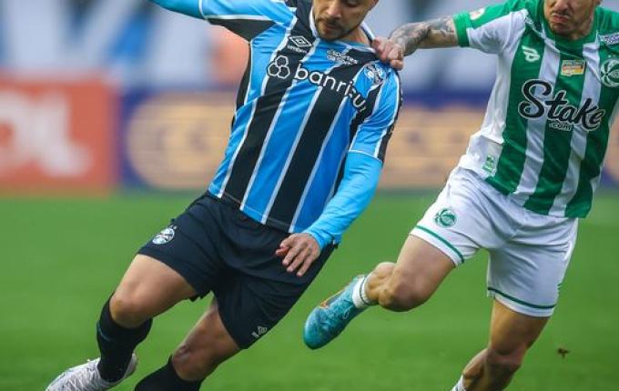 Grêmio é goleado pelo Juventude e segue afundado no Z4 do Brasileirão