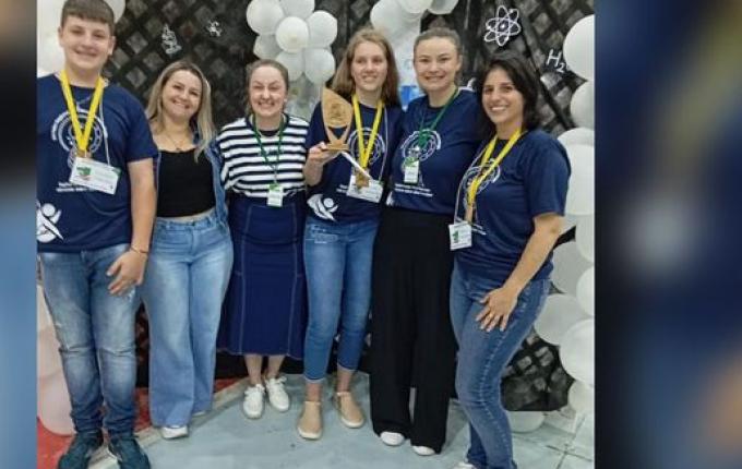 Feira Regional de Ciência de São Miguel do Oeste seleciona projetos para competição estadual