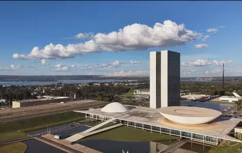 Julia Zanatta lidera votação para deputado federal em 63 cidades de SC; Uczai vence em 50