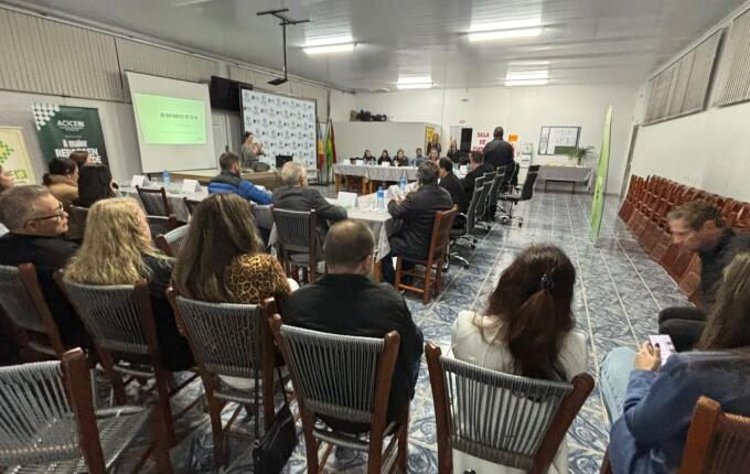 ACICE recebe plenária regional da FACISC e define representante para o mandato de 2027 a 2029