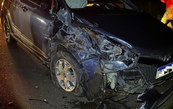 Acidente com três veículos deixa dois feridos na BR 282, em SMOeste