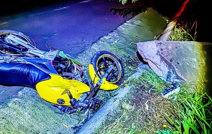 Colisão deixa motociclista gravemente ferido na BR-282 em SMO; vídeo