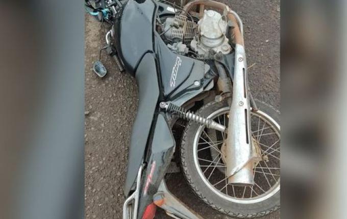 Colisão entre moto e bicicleta deixa dois feridos na BR-163