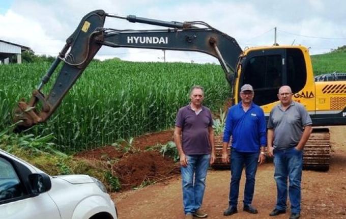 Primeiras intervenções para asfaltamento rural são iniciadas