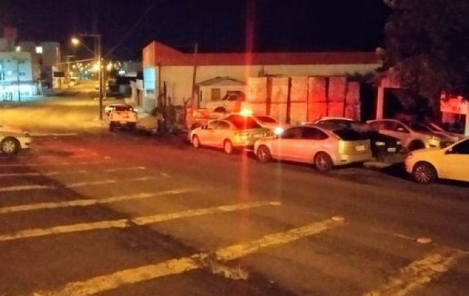 Estabelecimentos são autuados por descumprimento dos decretos da covid-19