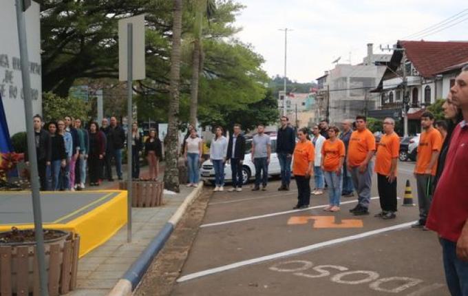 Município inicia comemorações da Semana Cívica