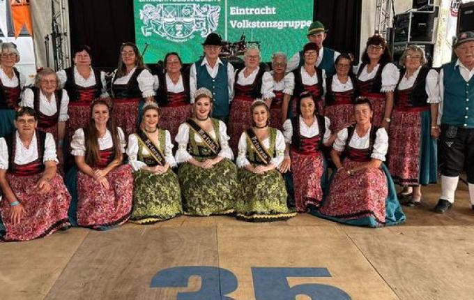 Comitiva de Itapiranga prestigia a Kerbfest em Blumenau