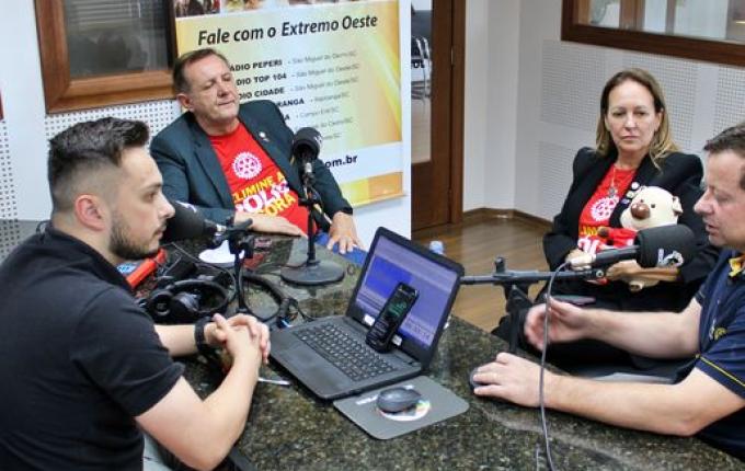 Casal governador destaca visitas aos clubes do Rotary Club