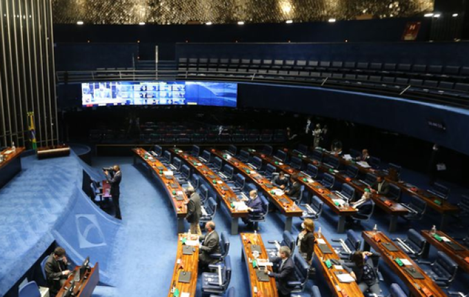Pacote de medidas sobre preço dos combustíveis pode ser votado hoje pelo Senado