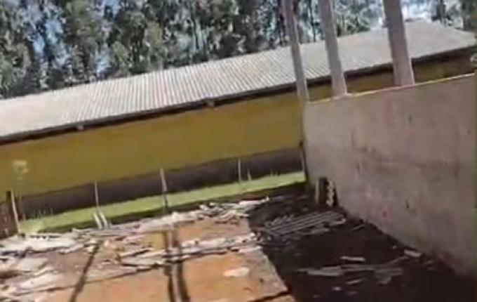 Jovem cai de telhado e fica ferido no interior de Tunápolis