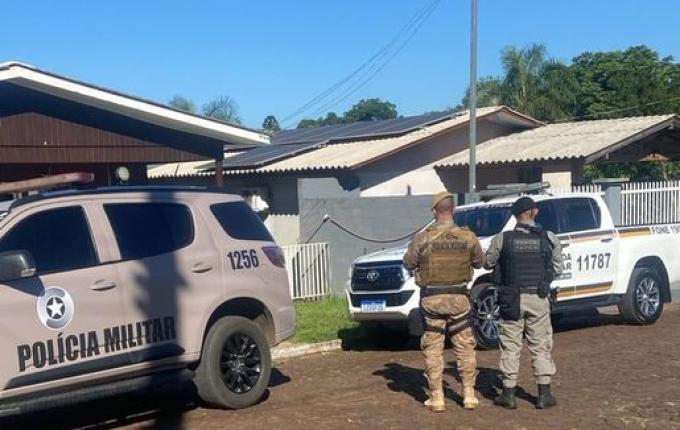 Três pessoas são presas com mais de 1,6 kg de cocaína entre Riqueza e Caibi