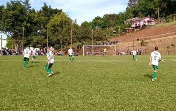Esperança vence o Harmonia e segue 100% no Campeonato Municipal