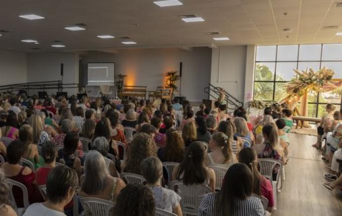 Evento alusivo ao dia da mulher reúne grande público em Iporã do Oeste