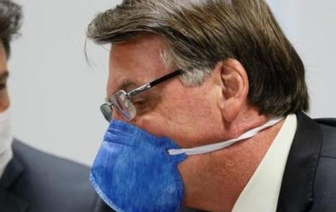 Bolsonaro dá sinais de que poderá demitir Ministro da Saúde Mandetta