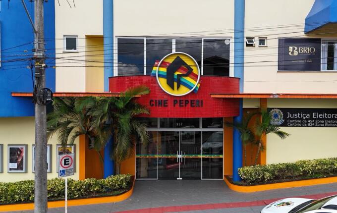 Cine Peperi faz promoção especial para o filme “Pânico 7” em São Miguel do Oeste