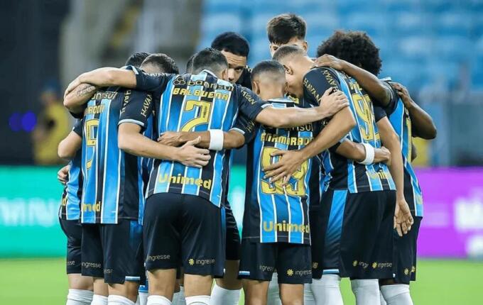 Grêmio vence o Vitória, mas jogo fica marcado por grave lesão de Marlon na Arena